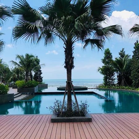 Timurbay By Dfamilia, Ground Floor Suite With Easy Access To The Pool And Beach Kuantan Eksteriør bilde